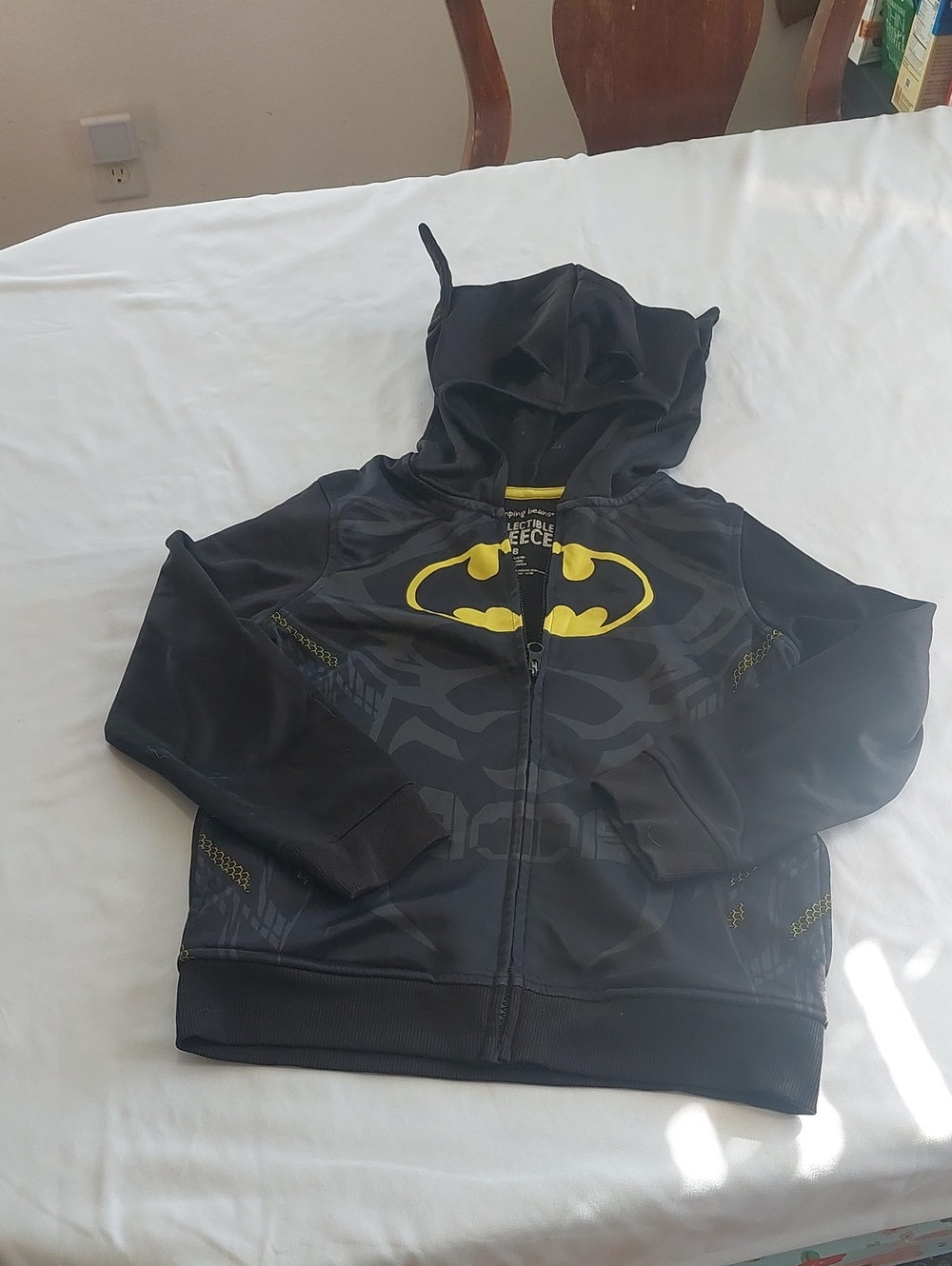 Batman Kids Black and Yellow Zip-Up Hoodie.Size 8